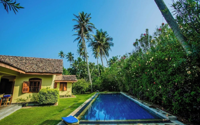 The Chalet - Whole Villa 2 Bedroom (Sleeps 4)