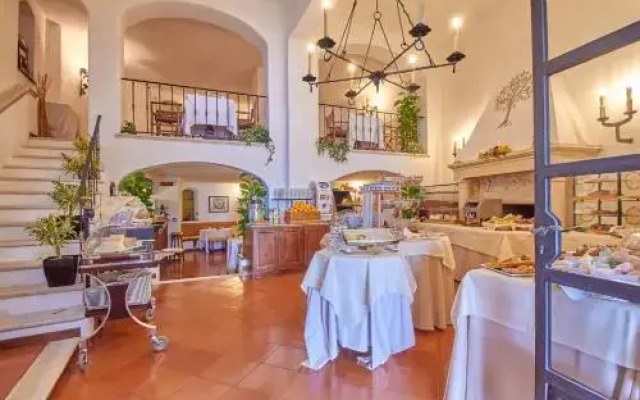 Hotel Punta Est