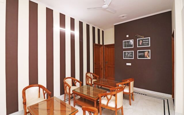 Capital O 15124 Noida Stay