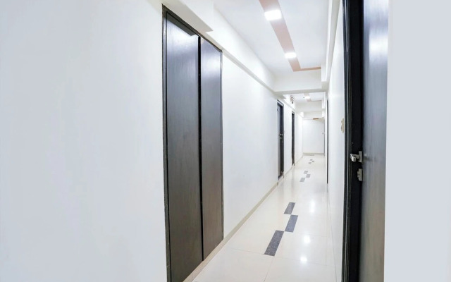 Fabhotel Kamran Residency