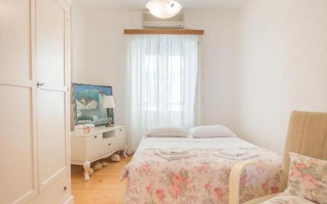 Apartment Kula