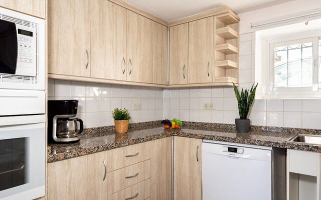 Wonderful Villa with Private Pool in Fuengirola Ref 110