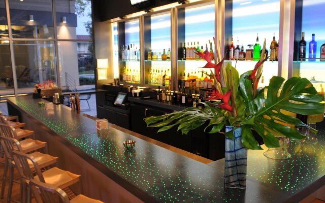 Aloft Charleston Airport & Convention Center