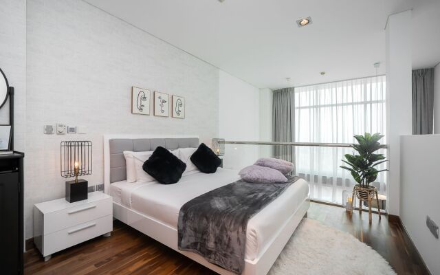 Spectacular duplex in DIFC