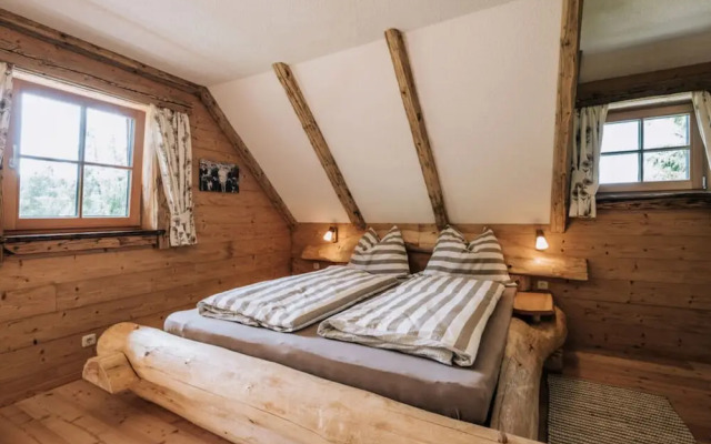 Webertonihutte Modern Retreat