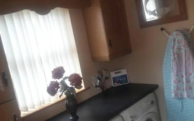 Carndonagh - 3-bedrooms - Sleeps 6/7 - Garden