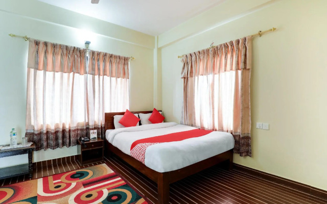 Hotel The Lake by OYO Rooms