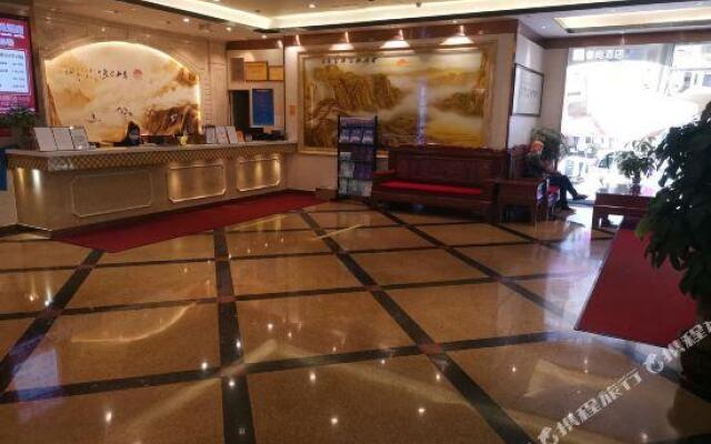 Chun Shang Hotel (Zhuhai Gongbei Port Pedestrian Street)