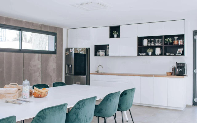 Ibis Aix en Provence Hotel