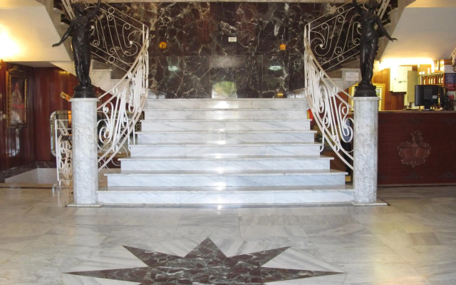 Hotel Antoyana