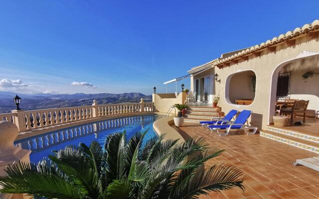 Villa, Cumbre del Sol