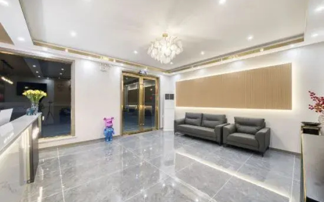 Tingting Luxury Hotel