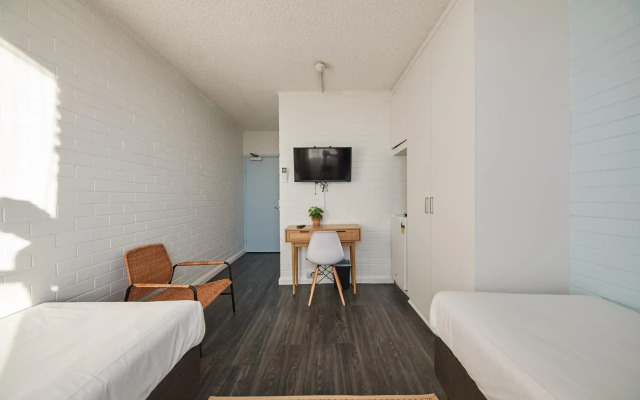 Little Coogee Hotel