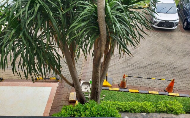 Elegant And Comfy Studio Apartment Belmont Residence Puri