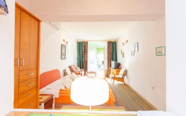 Apartment Tomislava