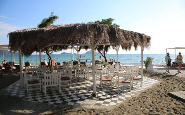 Lykia Botanika Beach & Fun Club