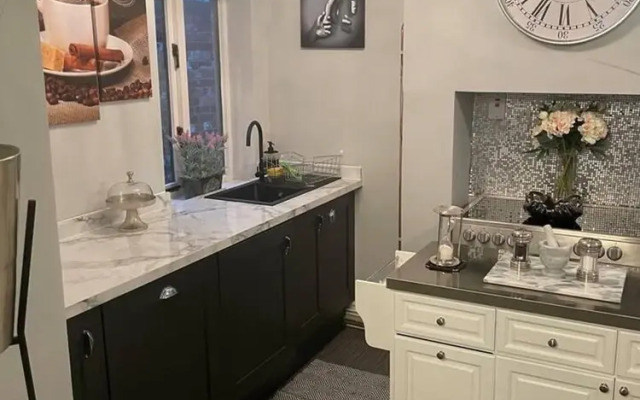 Remarkable 5-bed House in Ross-on-wye