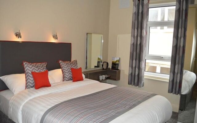 The Carlton Hotel