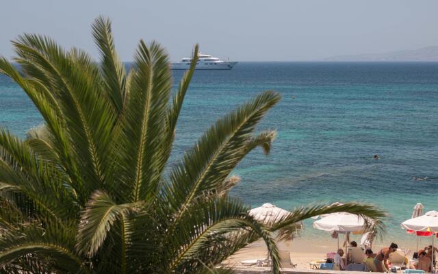 Liana Beach Hotel & Spa