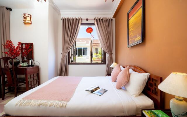 Tribee Ede Central Hostel