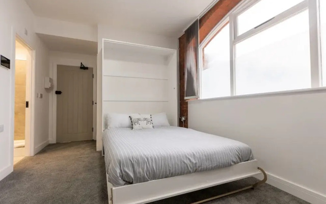 Platform Theatre Studio