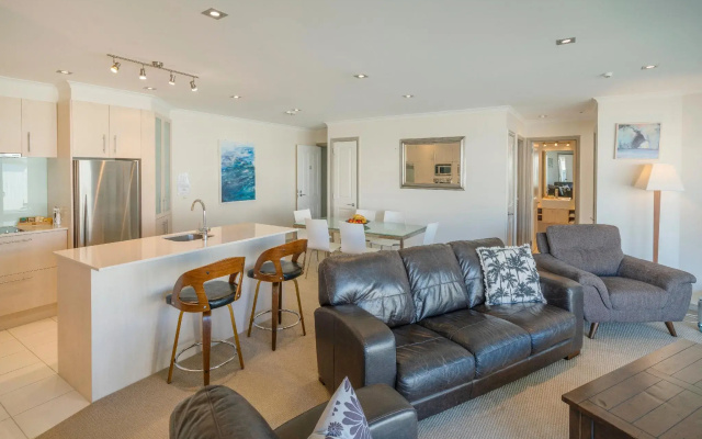 Crowsnest Apartments