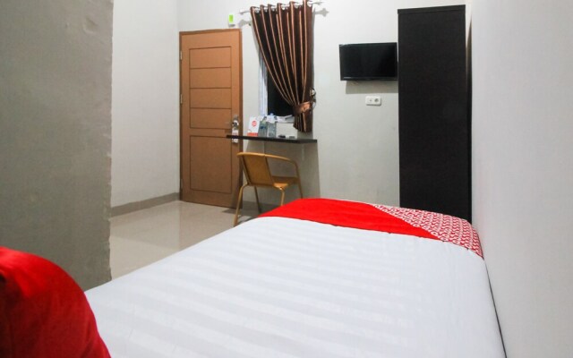 Fajar Residence by OYO Rooms