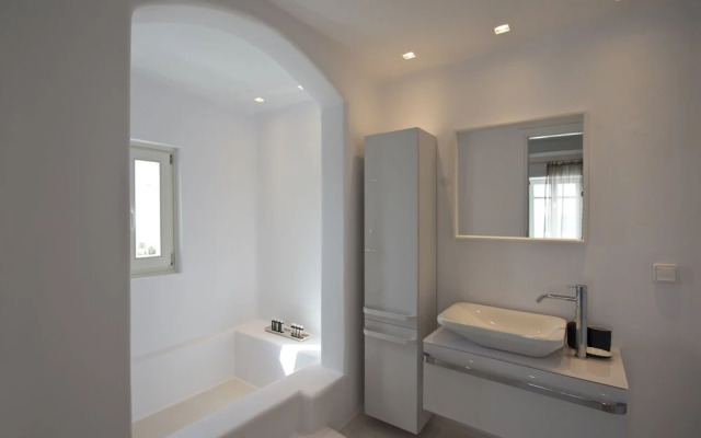 Villa Zircon