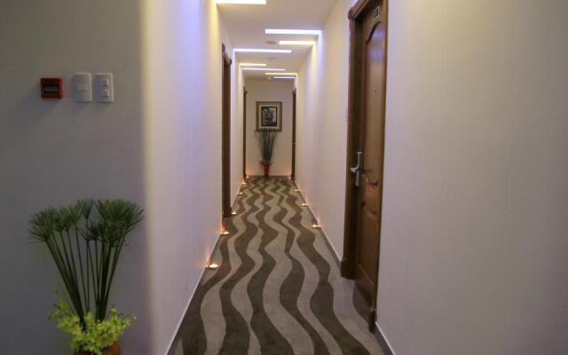 Nicecy Hotel - Bui Thi Xuan Street