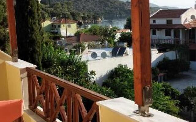 Athina Studio Apartments