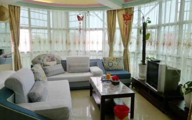 Holiday Zizhu Xinganxian Hostel (Beihai Old Street )