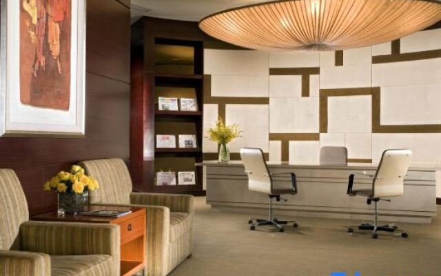 Yunda Sheraton International Plaza Apartment Hotel