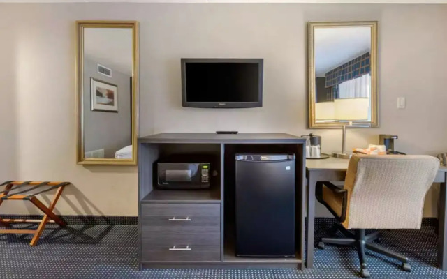 Charming Ensuite Rooms in NEW CUMBERLAND