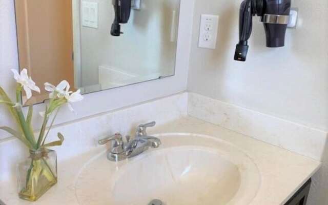 Compass Bay by CozyKey