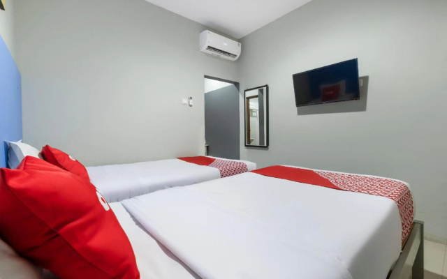 OYO 3846 Rumah Prambanan Syariah – Guest Rooms – Klaten