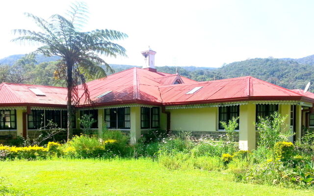 Meenaella Colonial Bungalow