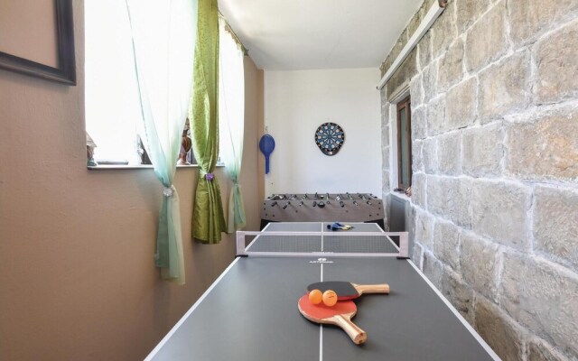 Awesome Home in Kucine With Wifi and 3 Bedrooms