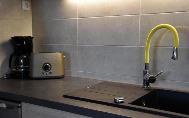 ADRIAN - NEW 2019, garden with grill, quiet neighbourhood