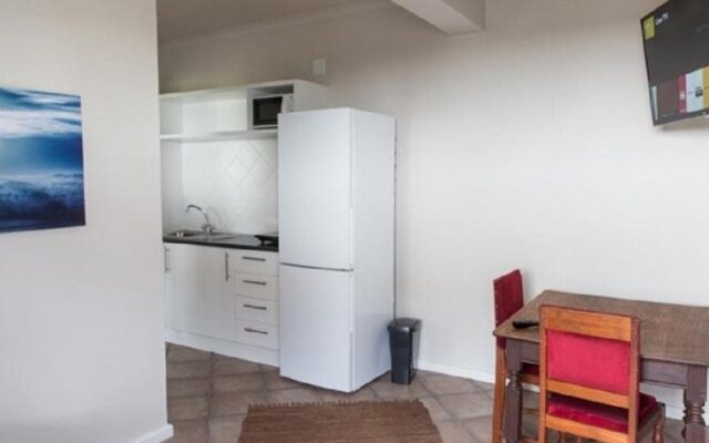 Muizenberg Guestique