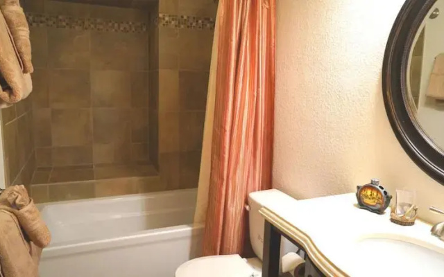 Luxury Abode at Park Meadows