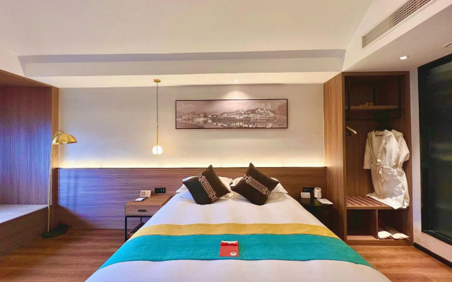 The 19 hotel