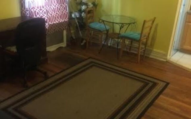 Midtown East Apartments