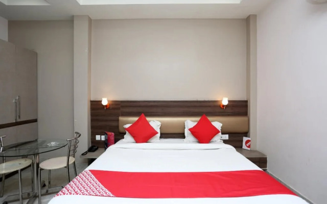 Hotel RP Grand Titanium by OYO Rooms