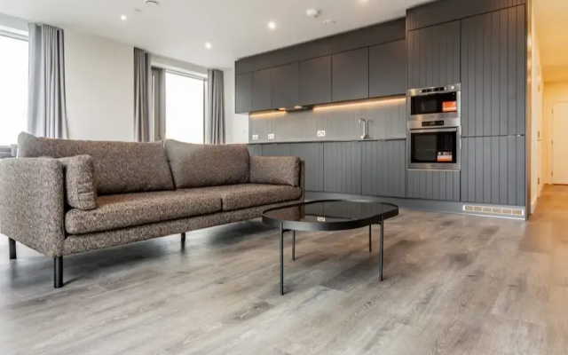 London East Village Apartment With City Views