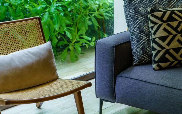 106 Beautiful Garden Apartment with Private Pool