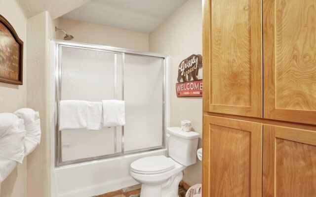 Sleepy Bear Lodge # 2385