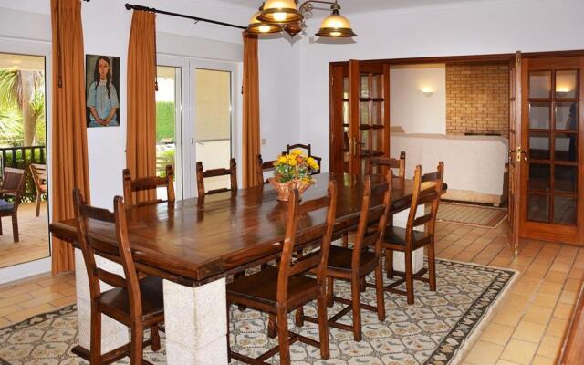 Villa Isabel (AL) in Corroios