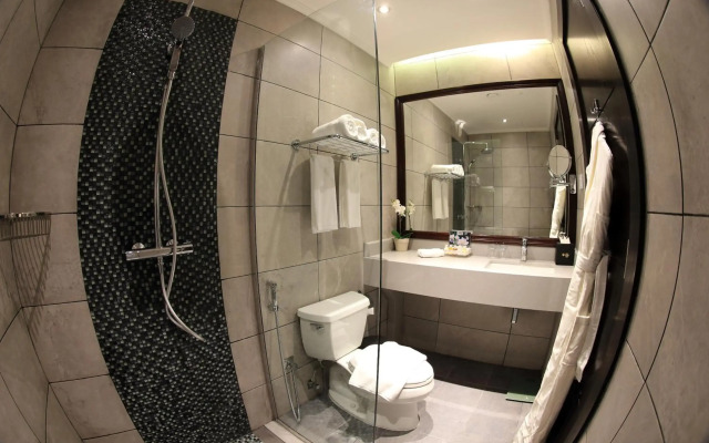 Best Western PLUS Fursan Hotel