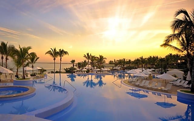 Pueblo Bonito Emerald Luxury Villas & Spa - All Inclusive