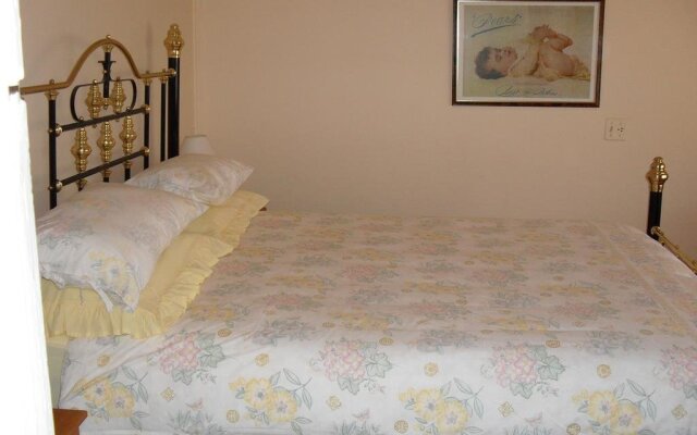 Broken Hill Short Stays Cottage at Willyama – Guest Rooms – Broken Hill